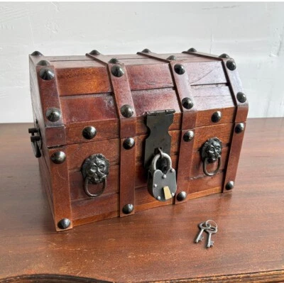 Cofre pirata de 11-3/4" con cerradura de hierro, cofre pirata hecho a mano, cofre del tesoro Foto 1 de 4