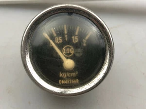 Altes Messgerät rund Metall Chrom Industrie Design 0-2 Kg/cm² /NR.11/ - Bild 1 von 6