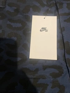 Rare Skateboarding Nike SB Cargo Loose Fit Pants NWT Size 38 - Picture 1 of 7