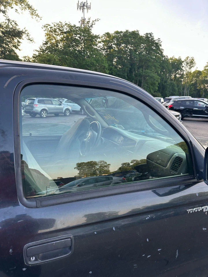 Front Door Glass Window 1995 - 2004 TOYOTA TACOMA Right Passenger RH Foto 1 de 1