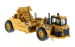 Caterpillar 1:50 Scale Diecast 613G Wheel Tractor Scraper 55235 CAT - Bild 1 von 3