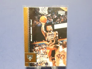 1996-97 Upper Deck #16 Michael Jordan Chicago Bulls Basketball Card - Picture 1 of 3
