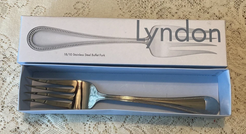 Reed And Barton 4230211 Lyndon Buffet Fork