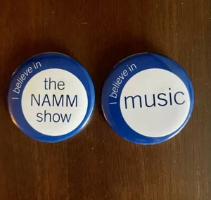 Guitarra The NAMM Show Promo Botones Pinback Insignia Música Convención Anaheim CA DJ - Imagen 1 de 2