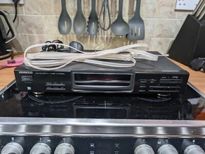Kenwood KT2060L Digital Am/FM Tuner. Excellent Condition - Picture 1 of 3