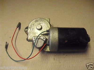 JAGUAR DAIMLER WINDOW MOTOR SER 2 XJ6 & XJ12 RIGHT-HAND FRONT & LEFT-HAND REAR - Image 1 of 4