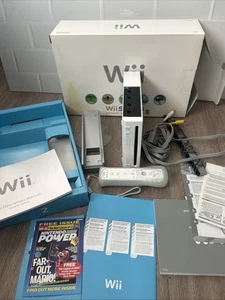 Wii Konsole mit Box und Extras braucht Netzkabel getestet und funktionsfähig - Bild 1 von 4