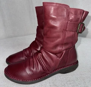 NEU Miz Mooz Leder 8,5 / 9 39 Damen Schnalle Halbhohe Stiefel Parade Bordeaux - Bild 1 von 7
