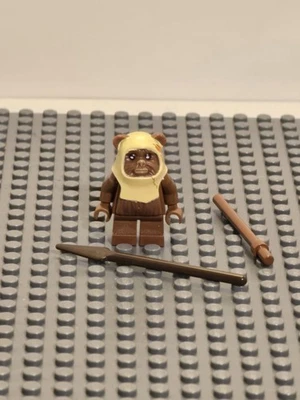 Minifigura LEGO Star Wars Ewok Paploo Foto 1 de 3