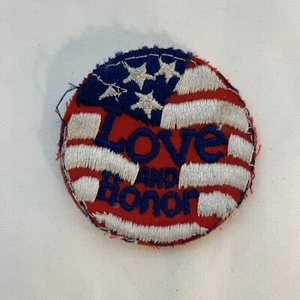 Vintage Love and Honor bestickt Aufnäher Patch 3" - Bild 1 von 3