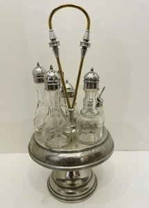 Antikes versilbertes Kruzifix Set von Meriden Britannia - geätzte Glasgläser E2 - Bild 1 von 12