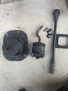 1998-2001 DODGE RAM 1500 MANUAL TRANSMISSION SHIFT TOWER NV3500 NV3500 NV3550 - Picture 1 of 7
