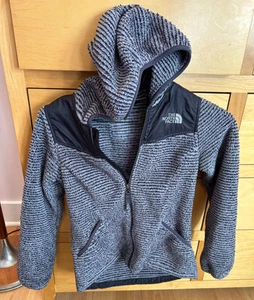 girls North Face fleece jacket with hood, pockets, gray/black stripes, M (10/12) - Picture 1 of 3