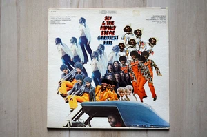 Sly & Family Stone LP "Greatest Hits" Epic (PE30325) Vinyl Near Mint - Imagen 1 de 4