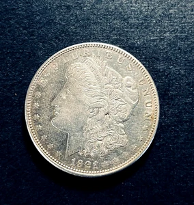 Morgan silver dollar 1921 circulated no mint mark Philadelphia 90% silver - Picture 1 of 2
