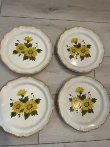 Mikasa Stoneware EB802 Sunny Side 10 3/4" Dinner Plates set of 4 Yellow Daisy - Picture 1 of 6