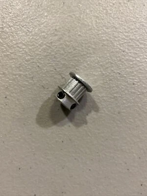 Polea de sincronización de 17 dientes GT2 - Flash Forge Creator Pro y Qidi Tech 1 Foto 1 de 4