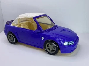 Barbie Ford Mustang GT 1999 de colección coche convertible púrpura con tapa de tela LEER - Imagen 1 de 16