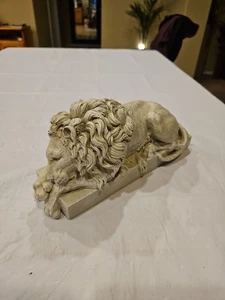 Design Toscano Cavona Lion from the Vatican Resin Sculpture - Picture 1 of 8