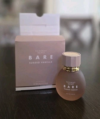 Victoria's Secret Bare Sueded Vanilla Eau De Parfum 50ml/1.7fl oz Novo Com Caixa - Imagem 1 de 4