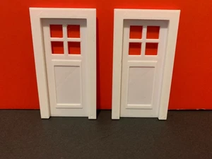 2 "G "SPUR VORDER- ODER HINTERTÜR MIT RAHMEN 3D GEDRUCKT L@@K MASSSTAB 1:24 - Bild 1 von 3