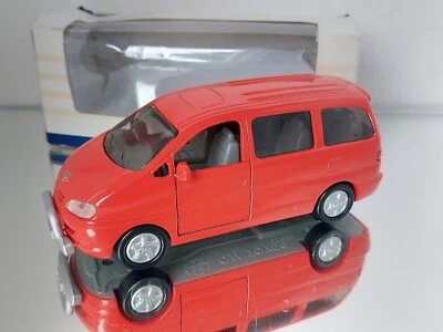 CM-Toys CM Toys Hyundai Starex in rosso su 1:35 nella scatola - Immagine 1 di 4