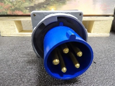 Hubbell Hbl560b9w Iec Pin And Sleeve Inlet,60A,120/208V (G) - Image 1 of 4