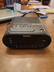 Sony Dream Machine AM/FM Dual Alarm Black Clock Radio Model ICF-C318 TESTED Work - Picture 1 of 3