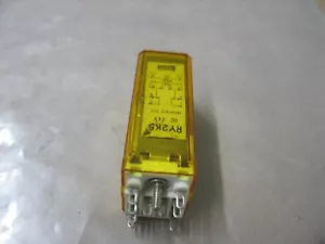 NUOVO RELÈ DI BLOCCAGGIO IZUMI RY2KS-DC24 DPDT 24VDC P9405 - Foto 1 di 3