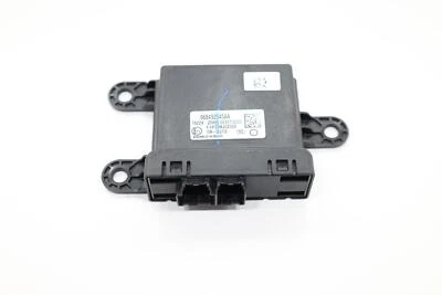 Unidad de módulo de control de puerta de enlace de red Chrysler Voyager 2020-2022 OEM 68492545AA Foto 1 de 4