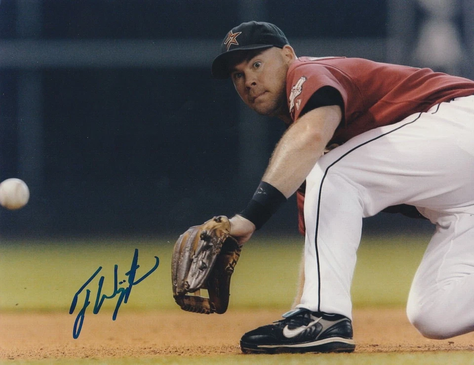 TY WIGGINTON  HOUSTON ASTROS   ACTION SIGNED 8x10 - Image 1 of 1