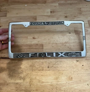 Marco de matrícula Felix Chevrolet cubierta Chevy pátina automático metal hotrod leer - Imagen 1 de 12