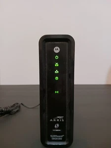 Wi fi router and modem ARRIS Surfboard SBG6580-2 300 Mbps 4 Port Cable - Picture 1 of 11