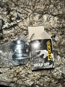 Neeco Steel Threaded Headset - Picture 1 of 1