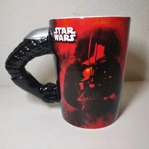 STAR WARS DARTH VADER COFFEE CUP MUG GALERIE WITH CERAMIC BLACK ARM HANDLE - Picture 1 of 4