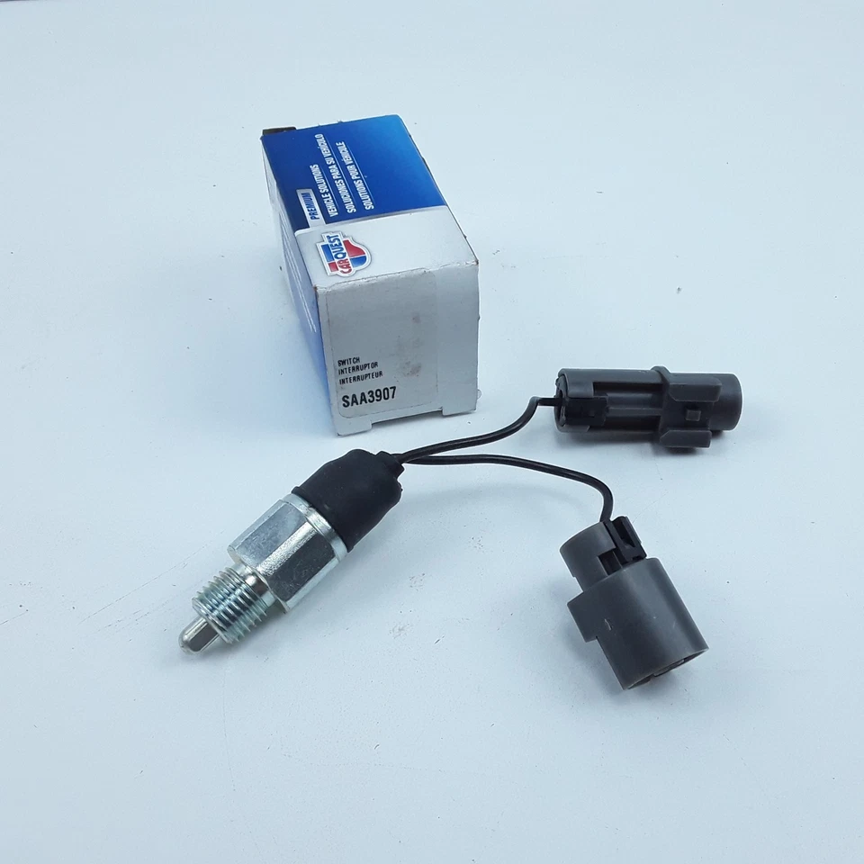 Interruptor de seguridad para camioneta Nissan Frontier D21 (1994 1995 1996 1997 1998 1999) Foto 1 de 4