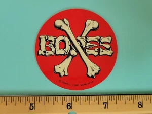 PEGATINA DE COLECCIÓN AÑOS 80 POWELL PERALTA BRILLO EN LOS HUESOS OSCUROS BRIGADA BRIGADA DE PATINETA! - Imagen 1 de 1
