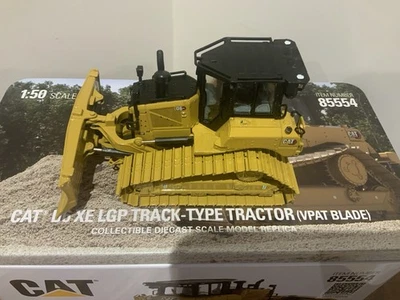 Cat D6T XE VPAT Track Type Tractor  Excavator 1/50 Scale Diecast Model 85554 - Image 1 of 4