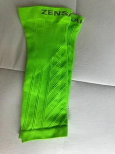 Zensah Compression Calf Chin Leg Running Sleeves Bight Green S/M Unisex EUC - Picture 1 of 3