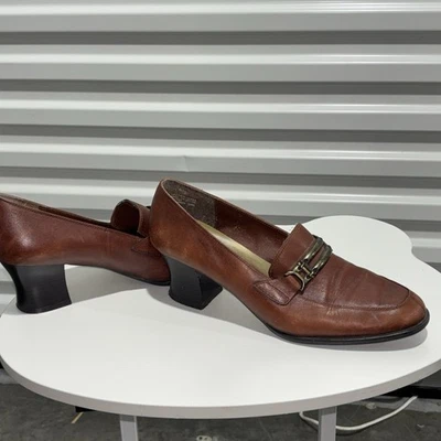 Mocasines Y2K Gruesos de Cuero Marrón Curado con Hebilla 10M Sin Cordones Foto 1 de 4