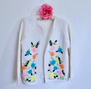 Vintage 60s Flower Embroidered Open Cardigan Sweater M Sears Acrylic White Mod - Picture 1 of 16