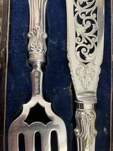 Not Sure Maybe A Cake Set Silver Plated Or Silver Again Not Sure In Leather Box. - Picture 1 of 3