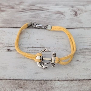 Pulsera de cordón amarillo con dije de ancla - Buen estado - Imagen 1 de 9