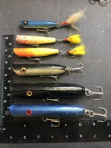 6 esche Popper Wood Trader Bay Creek Chub pesce blu a righe basso surf vintage C30 - Foto 1 di 6