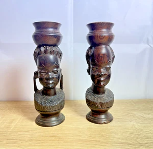 Vintage 1970s Tanzanian Hand-Carved Wooden Candlesticks – African Bust Pair - Bild 1 von 15