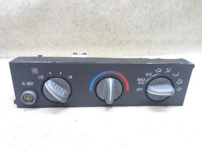 Control de temperatura climatizado aire acondicionado con descongelación trasera compatible con 96-05 Chevrolet Astro w66 Foto 1 de 4