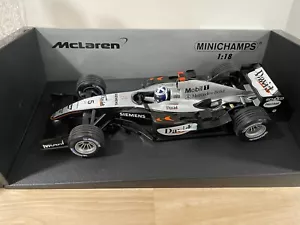 Minichamps 1:18 F1 McLaren Mercedes MP4-19 Coulthard - Picture 1 of 3