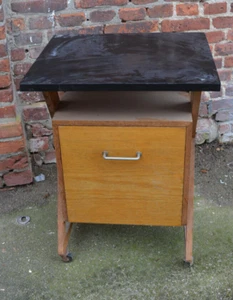 kleiner Tisch true vintage 1950ies - 60ies Klappbar dekorativ Büro Hausbar - Bild 1 von 8