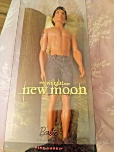2009 Jacob Doll Barbie Collector Pink Label Twilight Saga - Picture 1 of 11