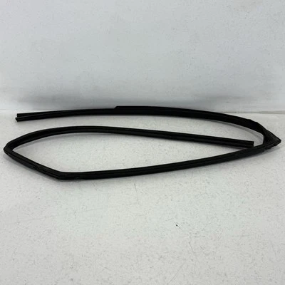 ✅ 2015 - 2017 Toyota Camry Run Channel vidro porta traseira fabricante de equipamento original - Imagem 1 de 4